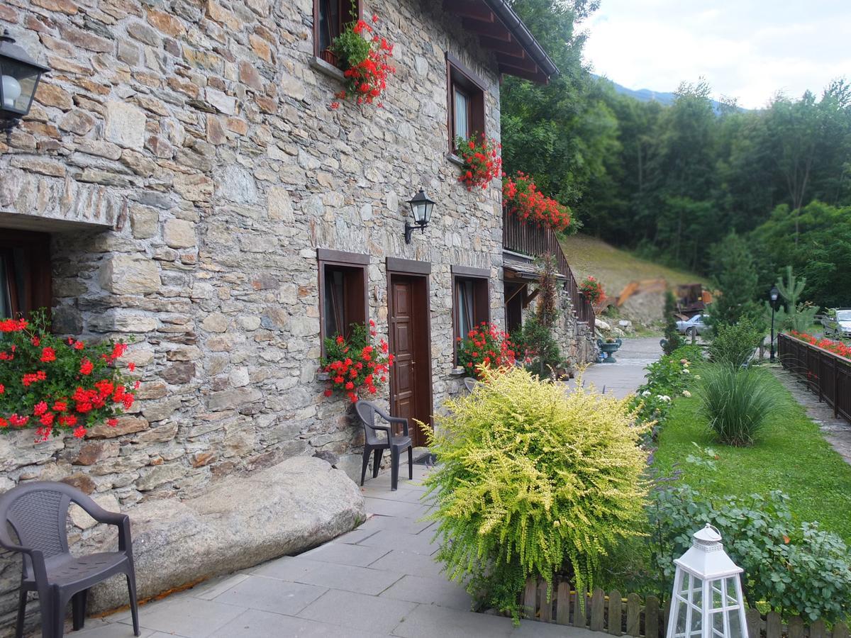 Agriturismo Al Castagneto Villa Mazzo di Valtellina ภายนอก รูปภาพ