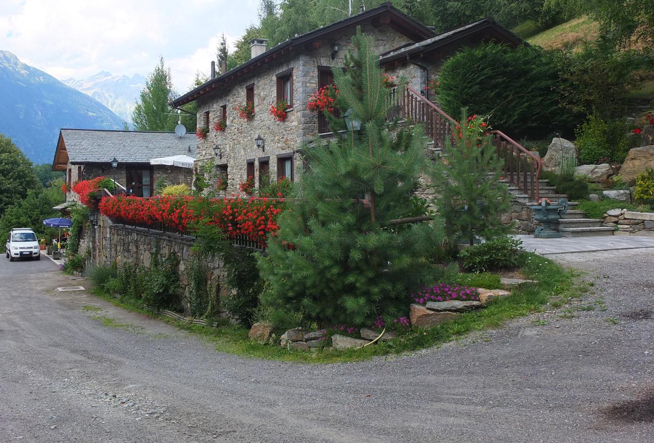 Agriturismo Al Castagneto Villa Mazzo di Valtellina ภายนอก รูปภาพ