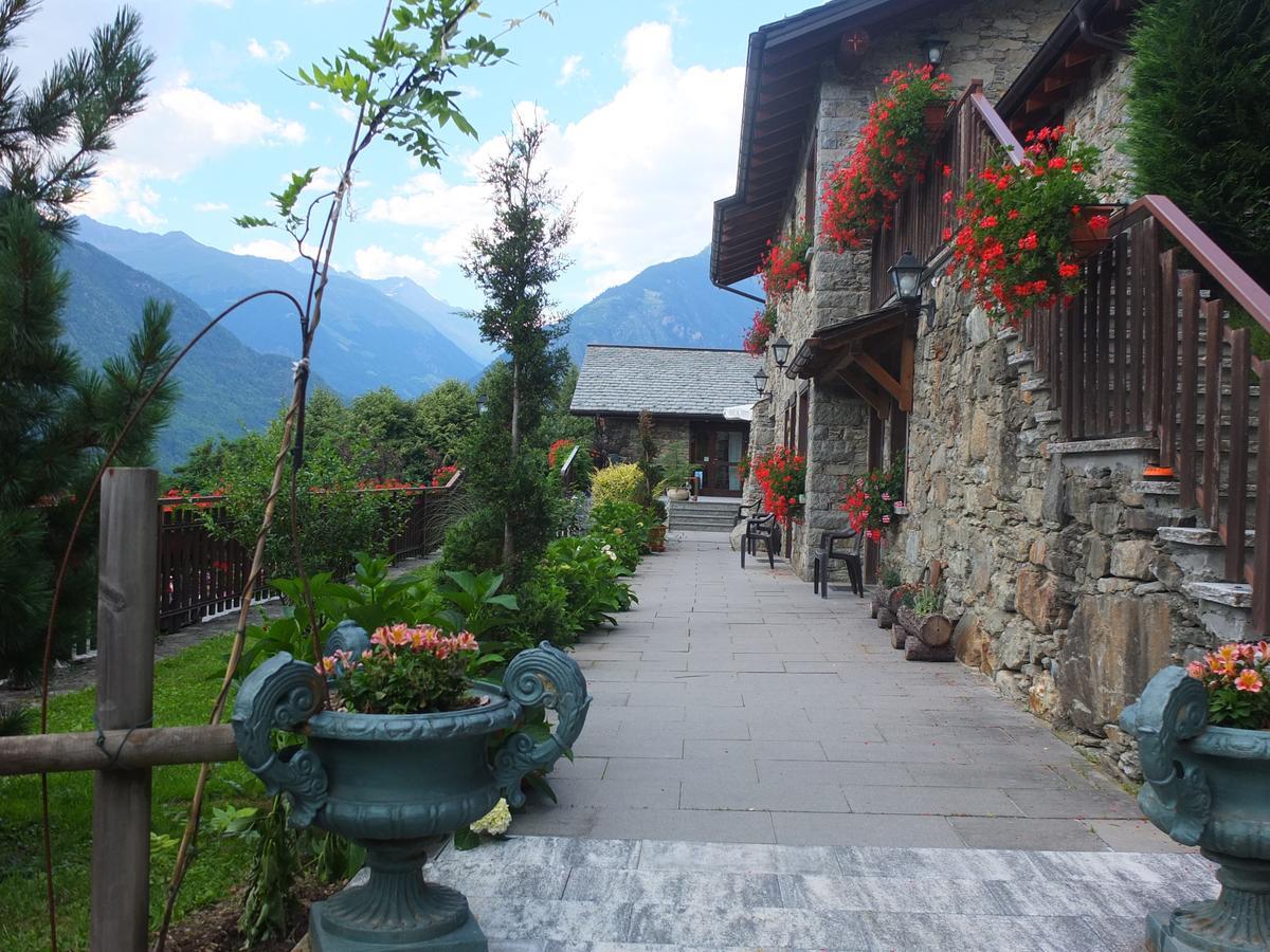 Agriturismo Al Castagneto Villa Mazzo di Valtellina ภายนอก รูปภาพ